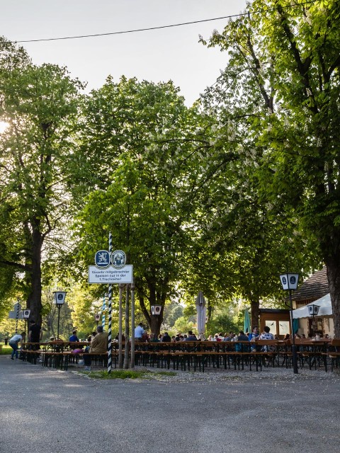 Schlösselgarten - Hinweg von der Cosimastraße